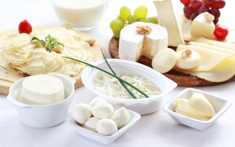 El quinto día de la dieta de los 6 pétalos está dedicado a la utilización de queso fresco, yogur y leche. 